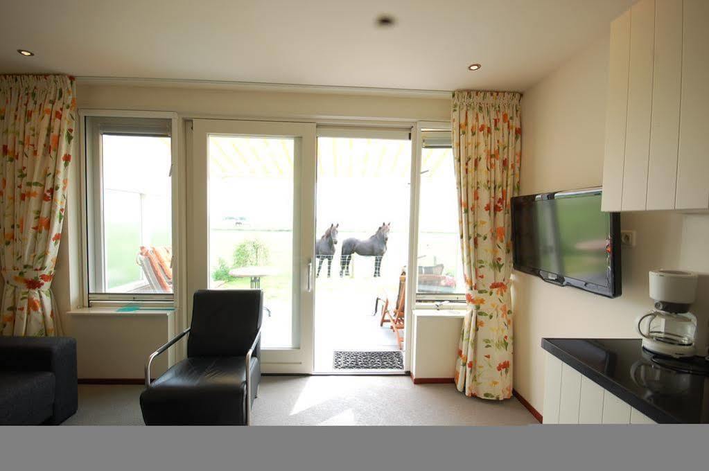 The Sunset Apartments Hollum  Dış mekan fotoğraf